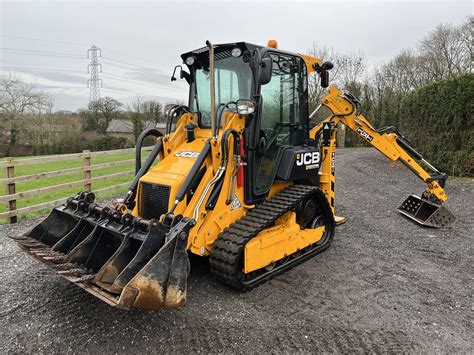 1cxt tracked compact backhoe-loader|jcb 1cxt backhoe loader.